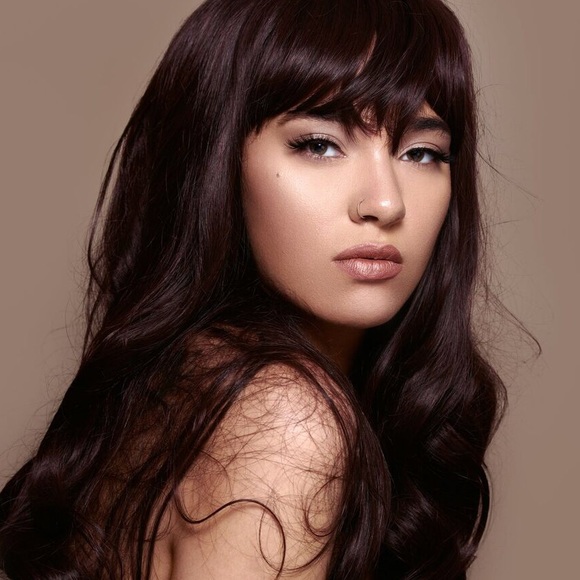 Meet your Posher, Sheila - Picture 1 of 1